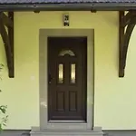 Kleines Haus Am Rande Des Waldes By Interhome شقة *