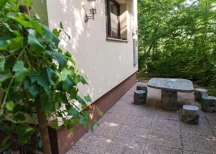 Apartman Kleines Haus Am Rande Des Waldes By Interhome Kranj